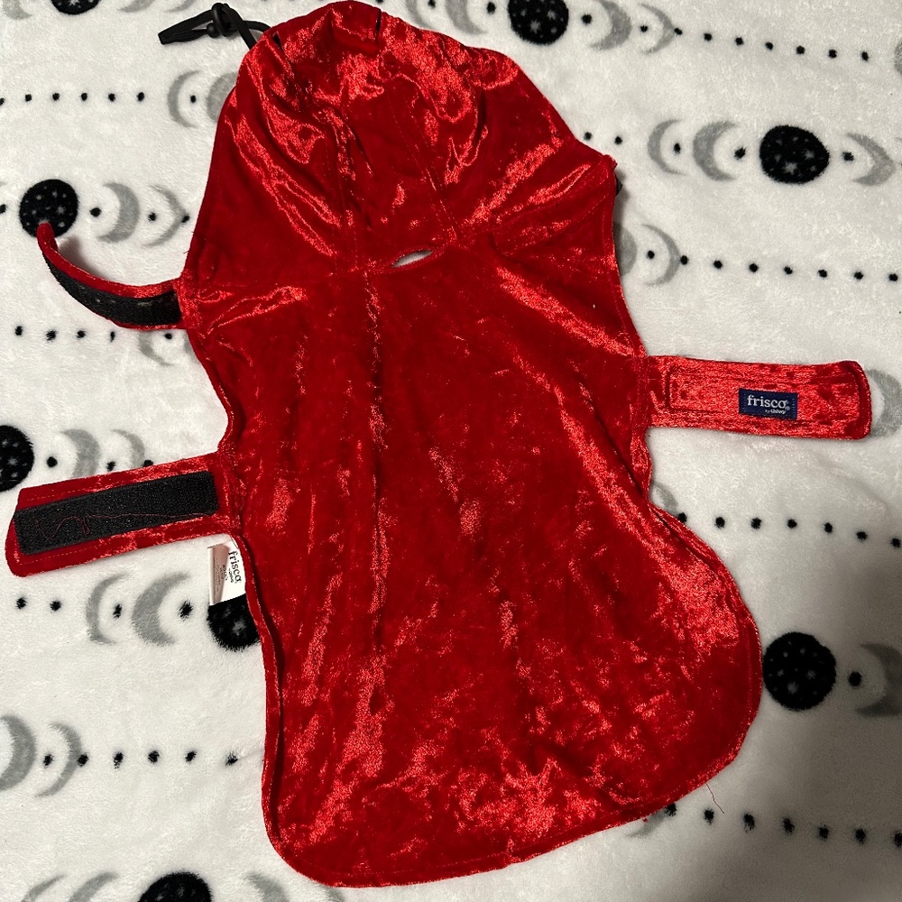 Red Dog Cape